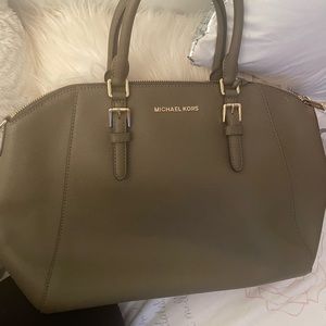Army green Michael Kors hand bag